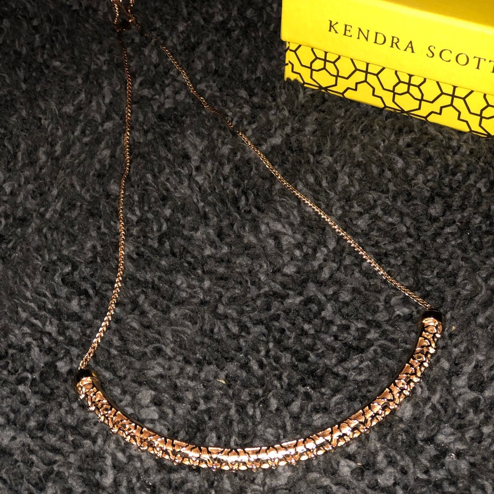 Kendra Scott Necklace only used one night!